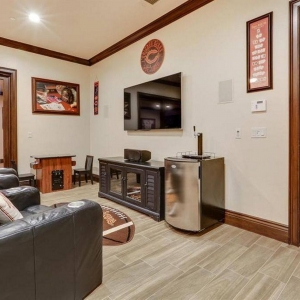 Game Room-Home Theatre00005